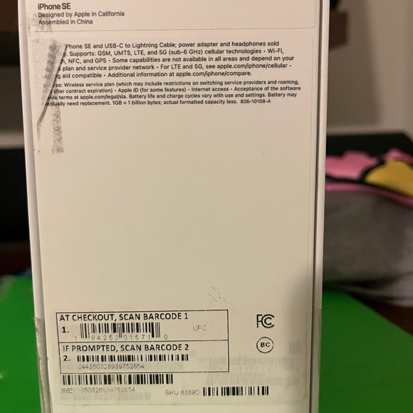 iPhone SE 3rd Generation 64GB - Picture 5 of 6